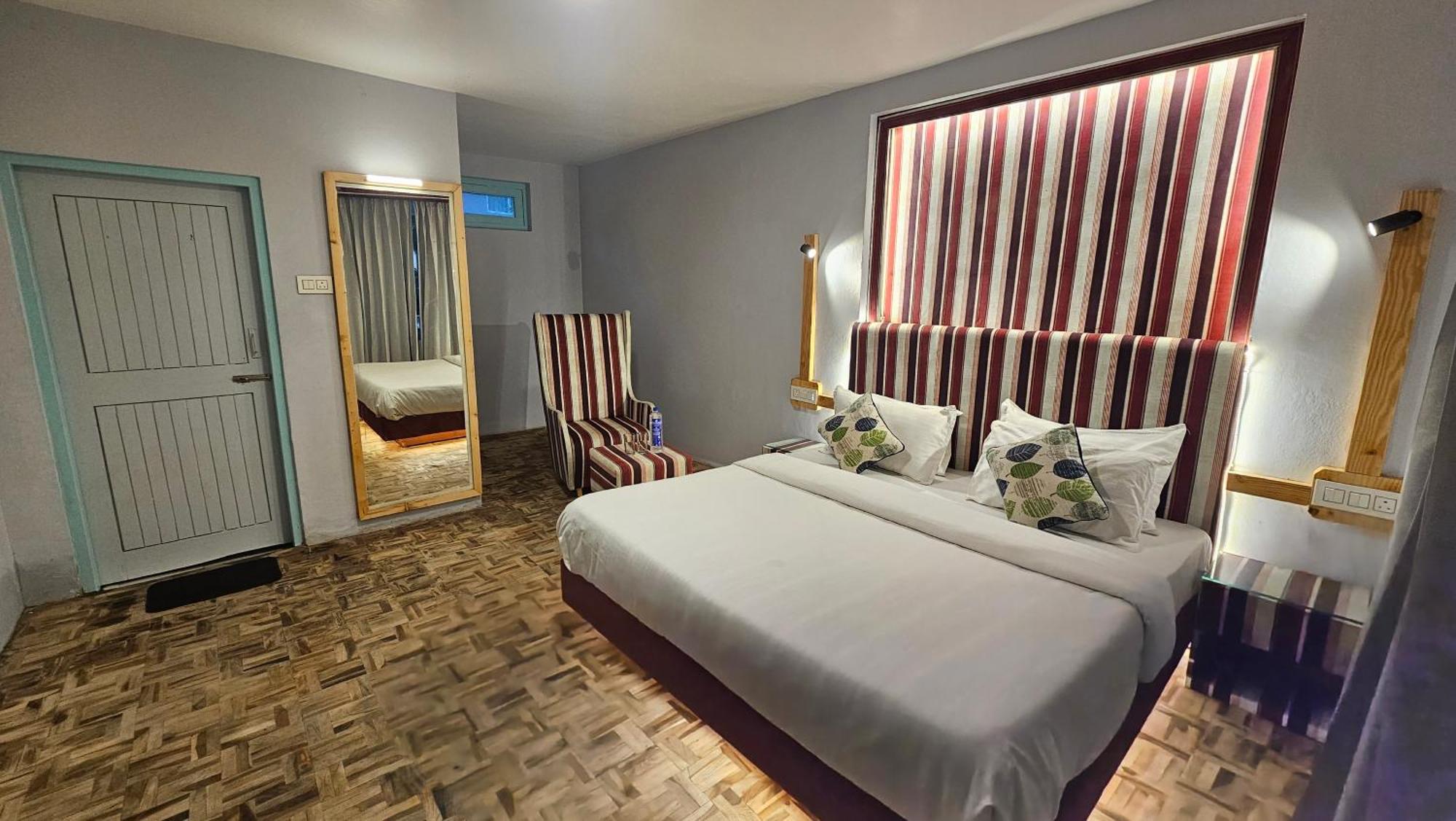 Hotel English Rose, #Personal Parking, #Petfriendly, #Garden, #Bonfire Under The Stars Manāli Exterior foto